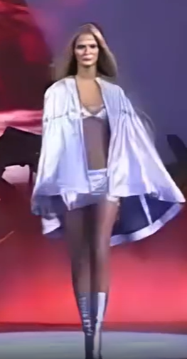 维多利亚的秘密1999时装秀